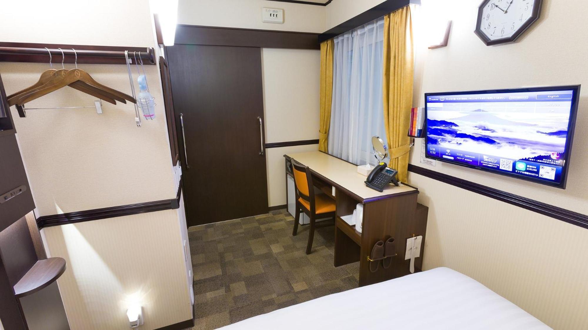 Toyoko Inn Tokyo Eki Yaesu Kita Guchi Bilik gambar