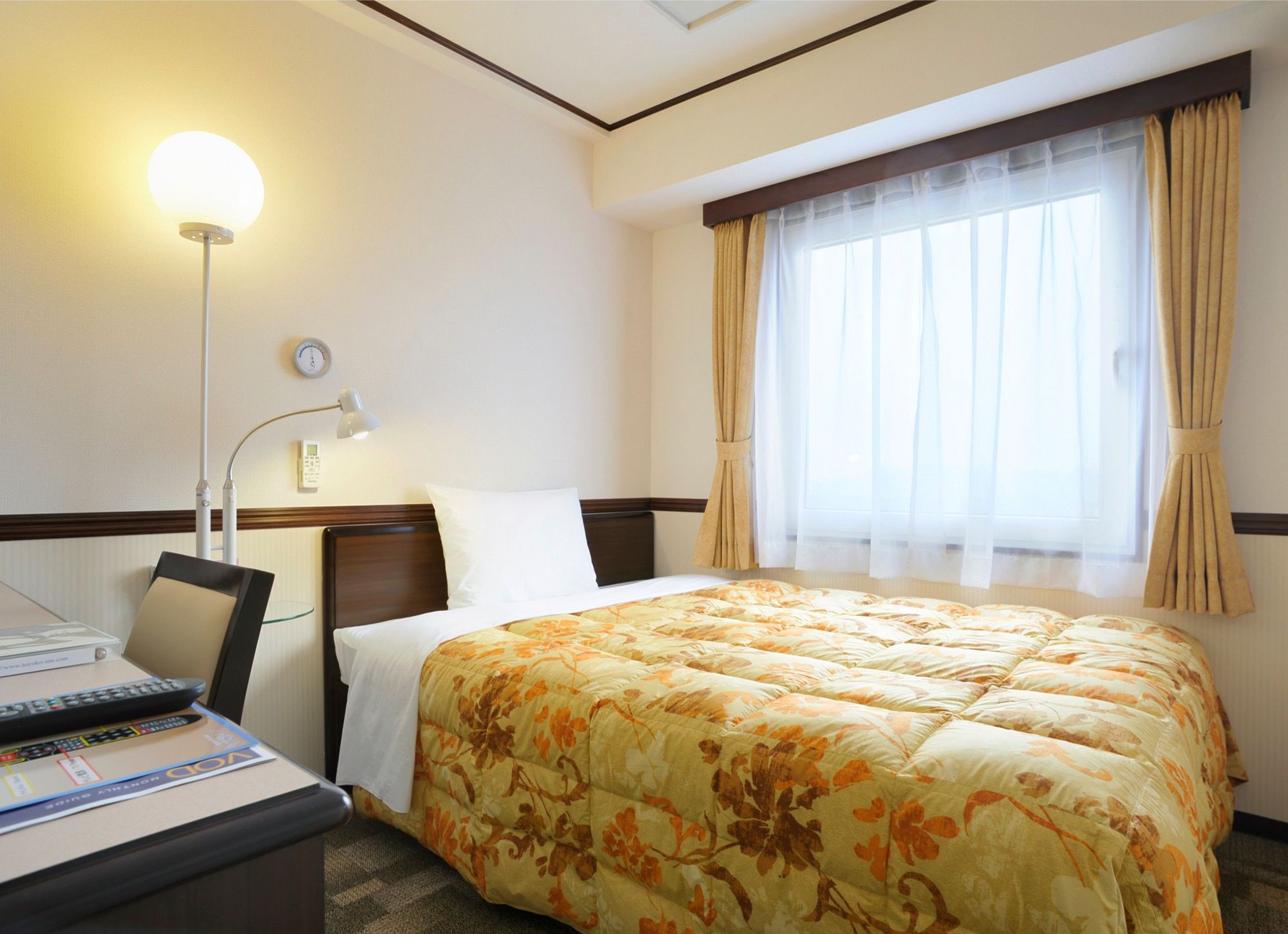 Toyoko Inn Tokyo Eki Yaesu Kita Guchi Luaran gambar