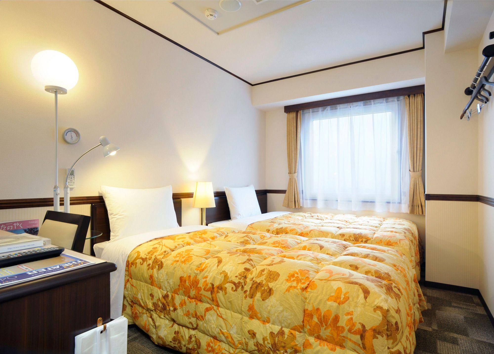 Toyoko Inn Tokyo Eki Yaesu Kita Guchi Luaran gambar